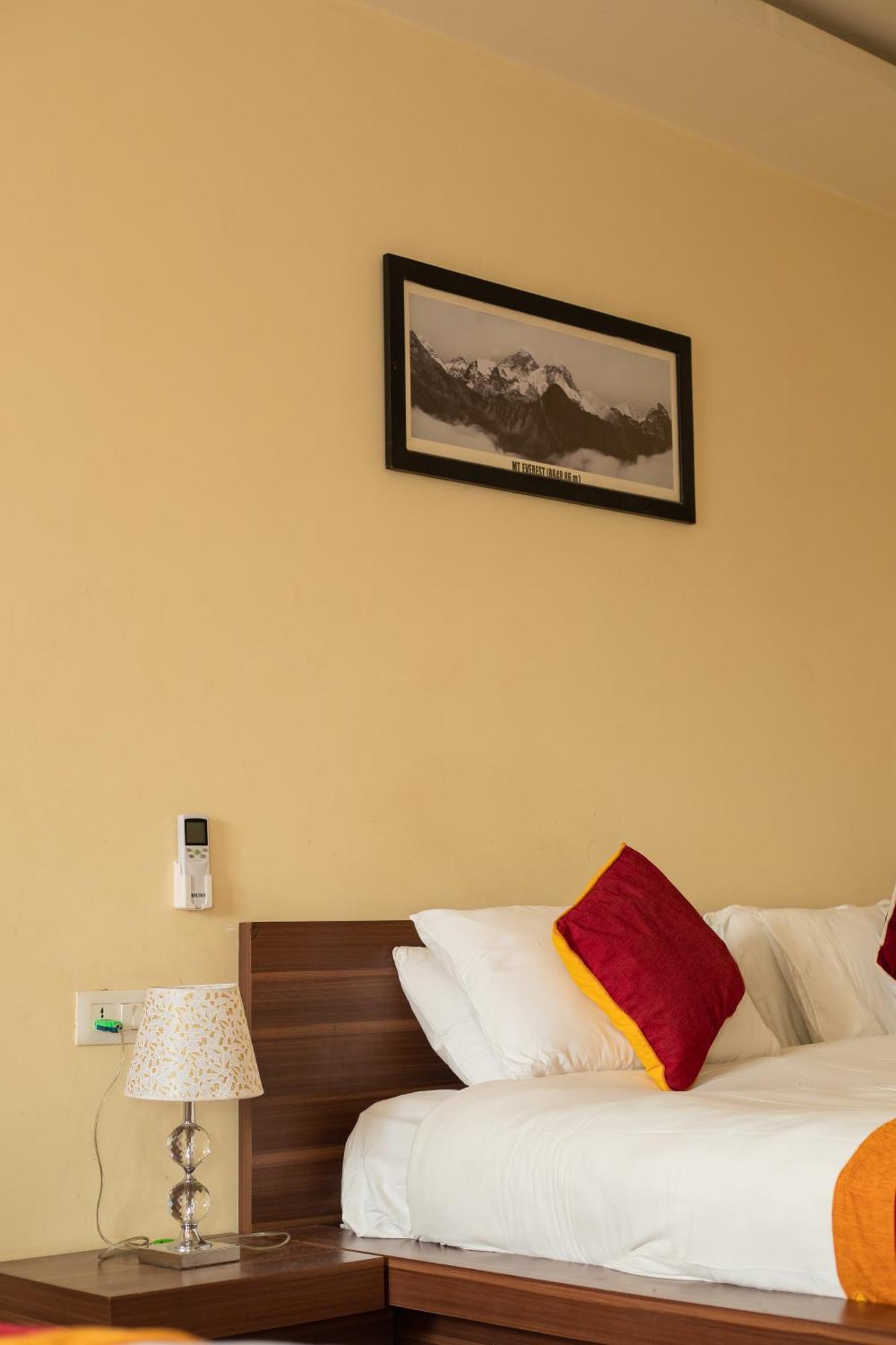Hotel Edingo Inn Itahari Zewnętrze zdjęcie