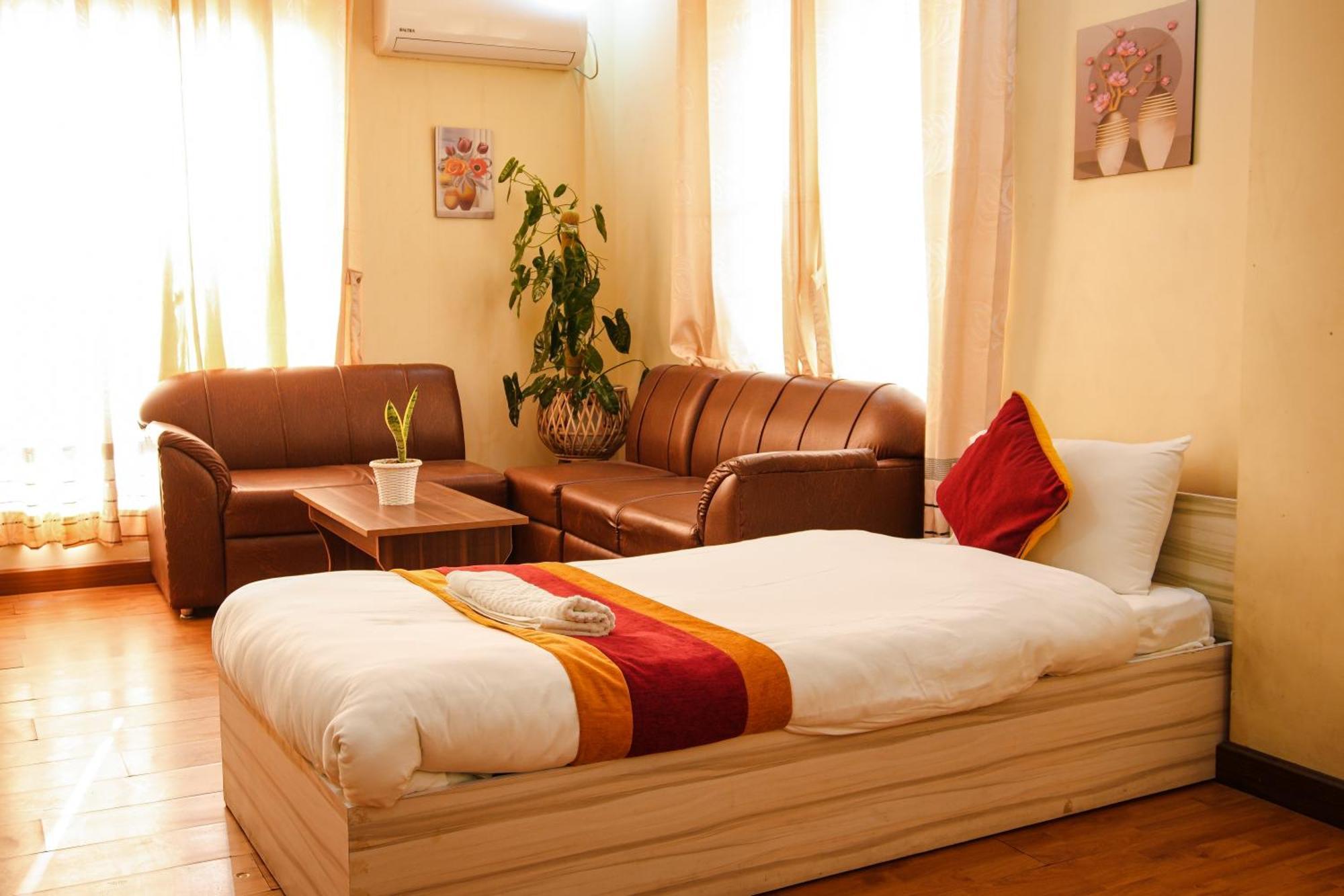 Hotel Edingo Inn Itahari Zewnętrze zdjęcie
